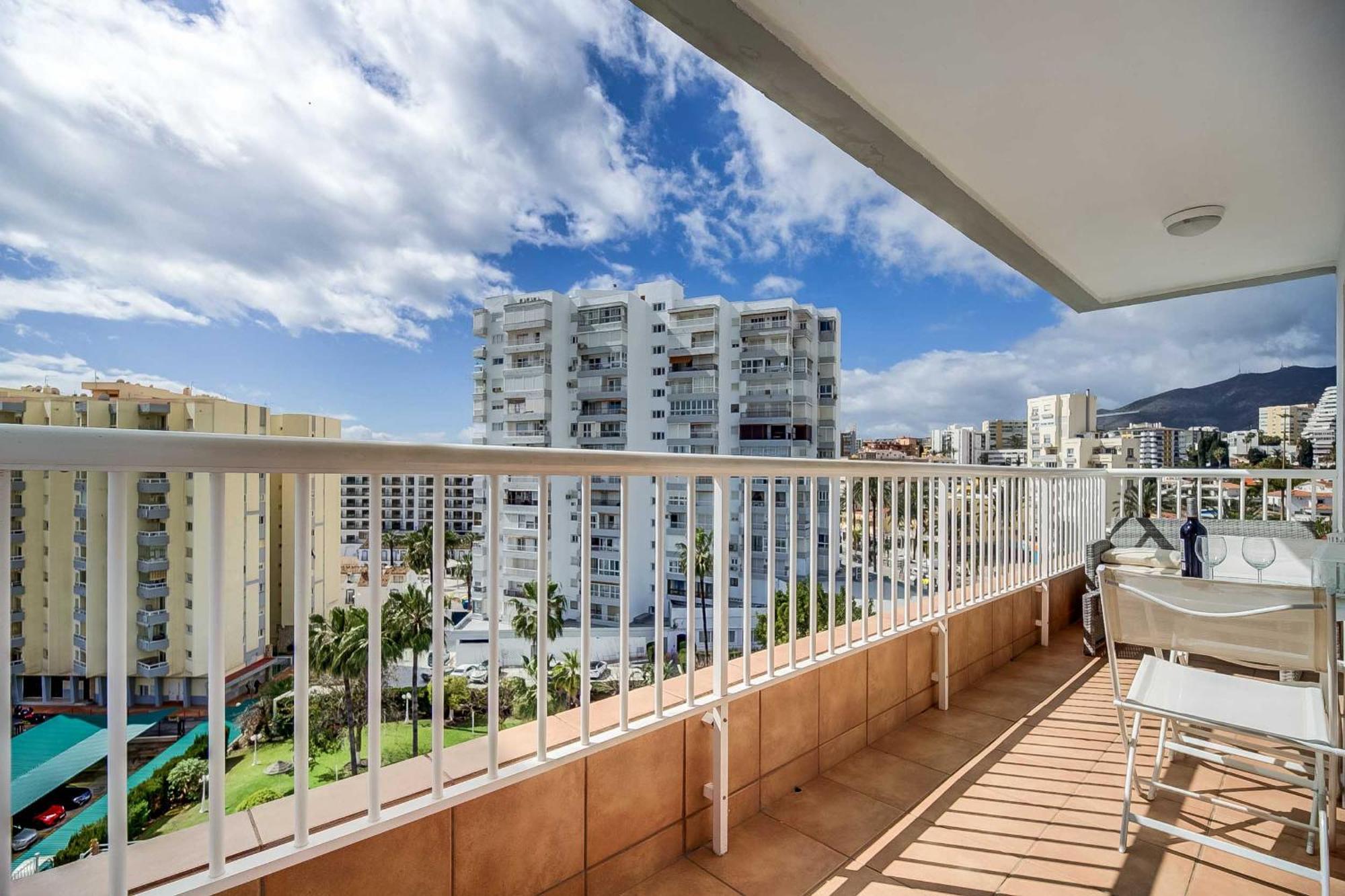 Puerto Marina, Apartamento Frente Al Mar Benalmádena Buitenkant foto